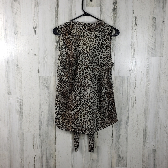 3/$15 dots sheer cheetah print top women's size medium - Picture 4 of 9